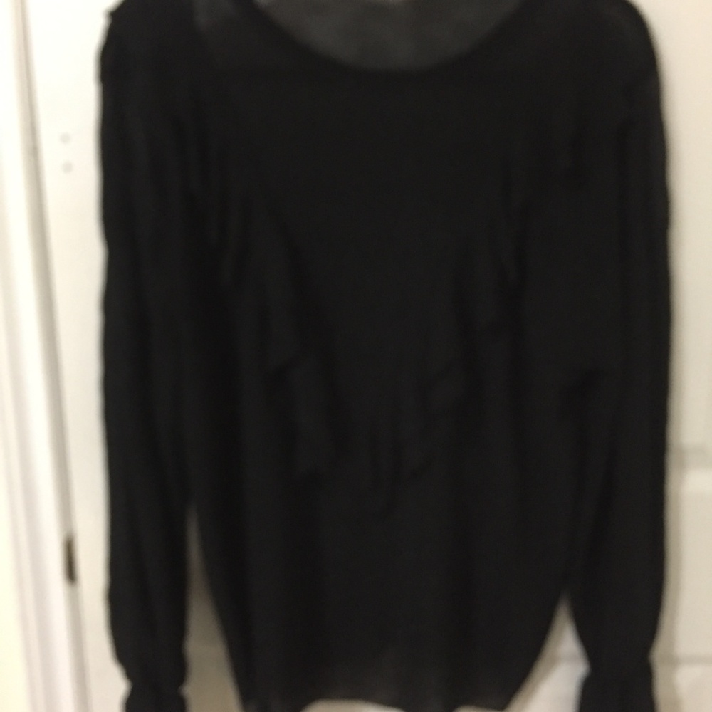 ZARA TOP WITH DETAILS - Picture 2 of 3